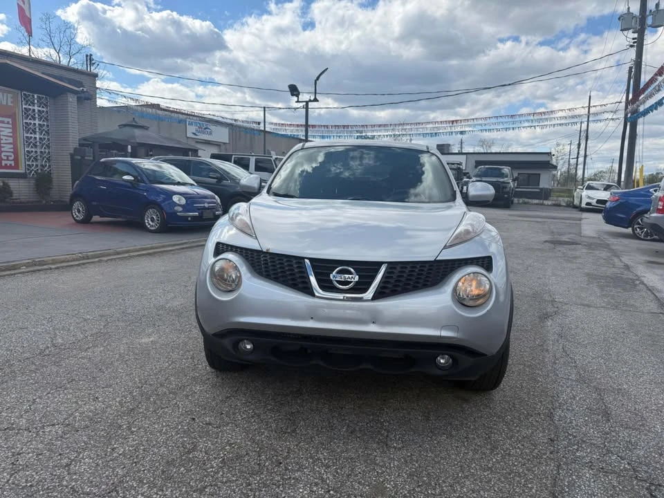 2013 Nissan Juke - Image 2 of 13