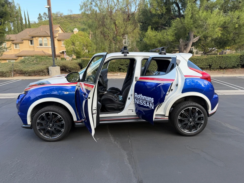 2013 Nissan Juke - Image 14 of 31