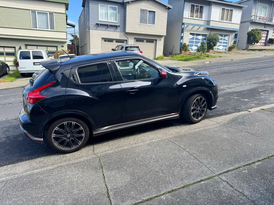 2013 Nissan Juke - Image 2 of 6