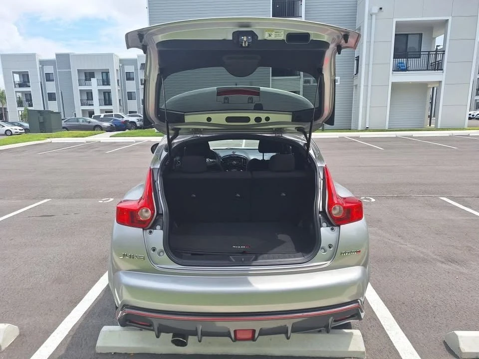 2013 Nissan Juke - Image 11 of 20