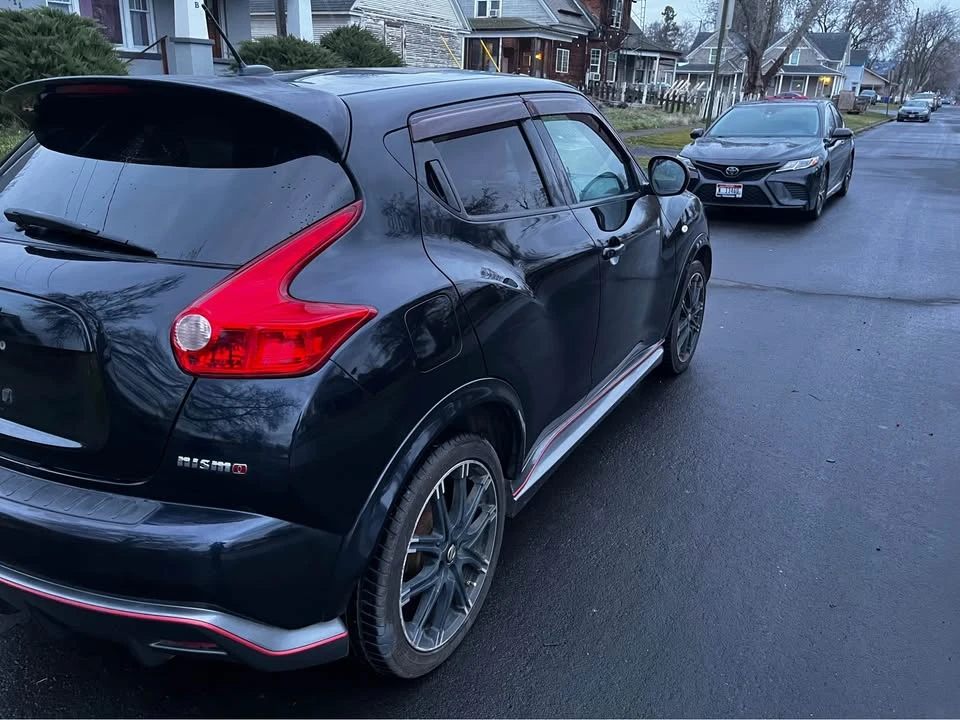 2013 Nissan Juke - Image 2 of 10