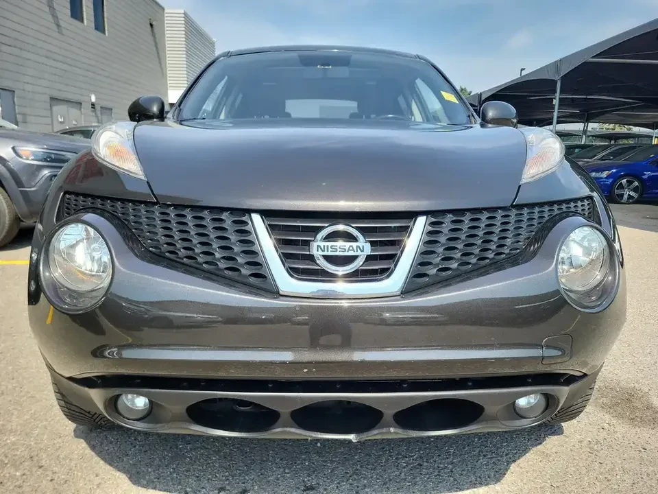2013 Nissan Juke - Image 2 of 7