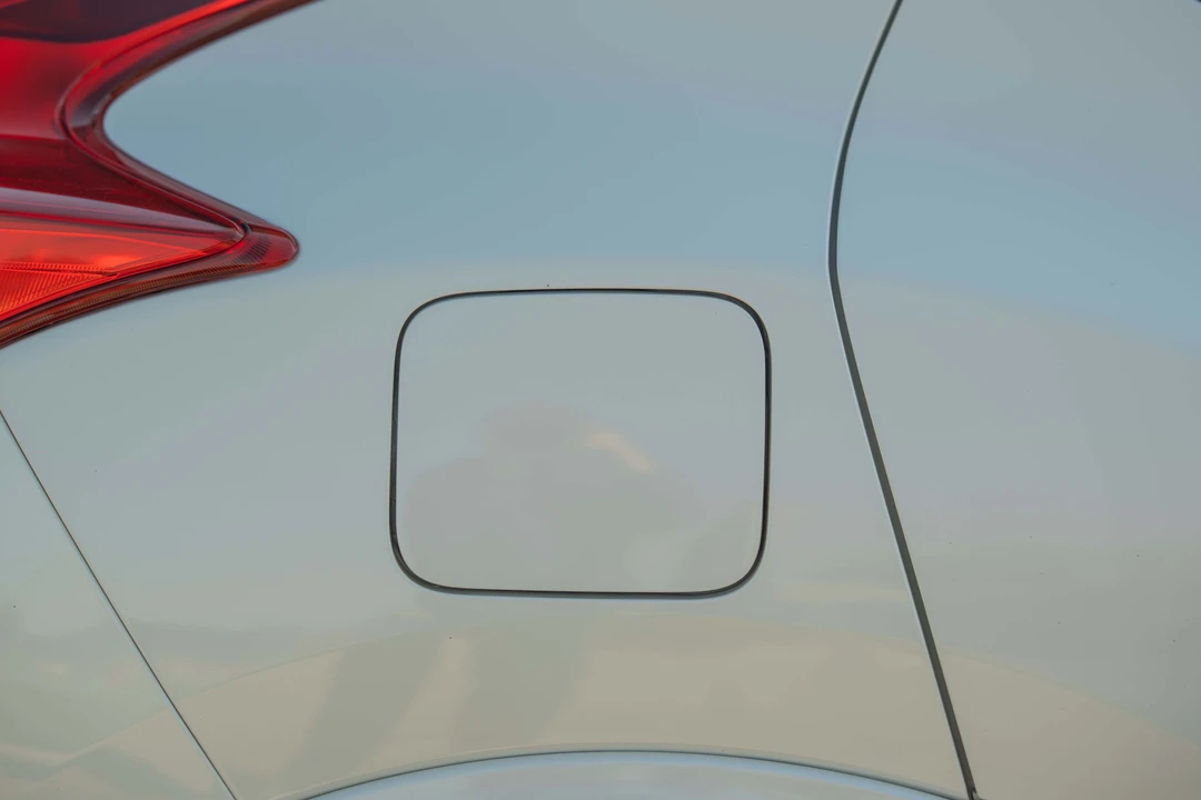 2013 Nissan Juke - Image 11 of 31