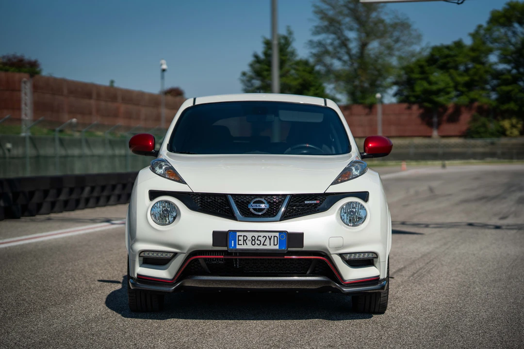2013 Nissan Juke - Image 2 of 31