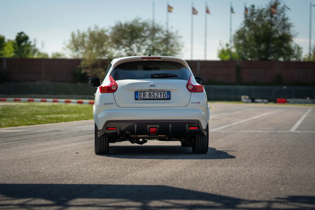 2013 Nissan Juke - Image 6 of 31