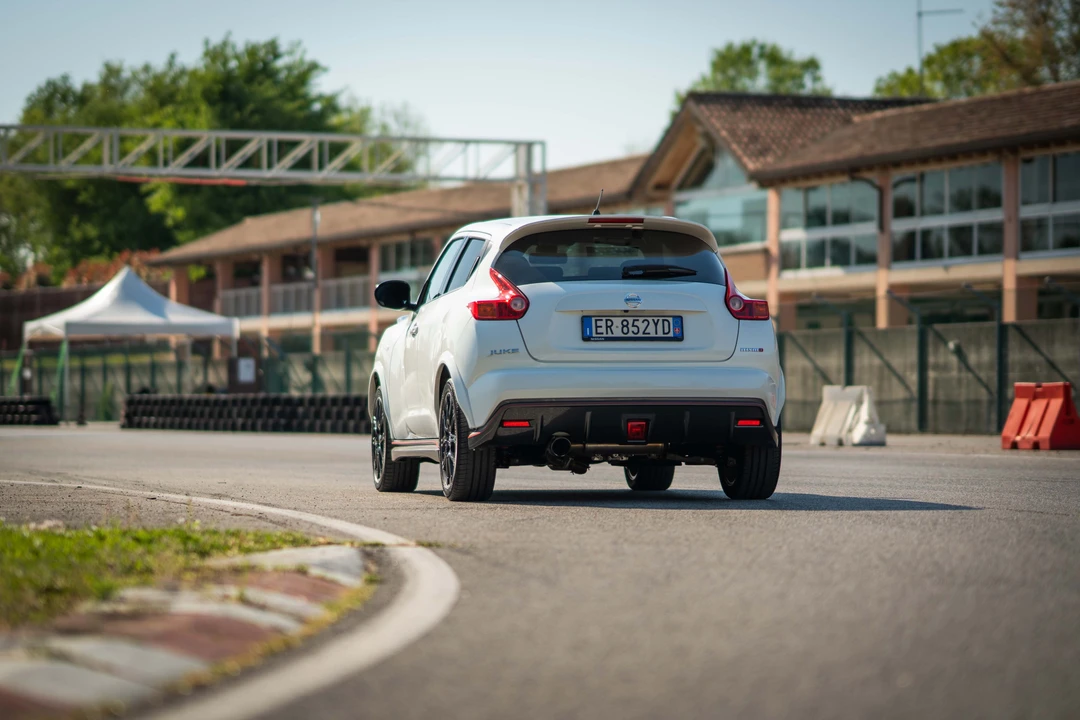 2013 Nissan Juke - Image 5 of 31