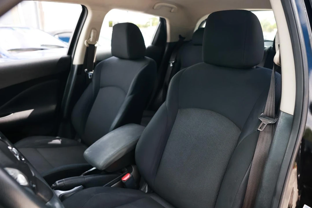 2013 Nissan Juke - Image 6 of 31