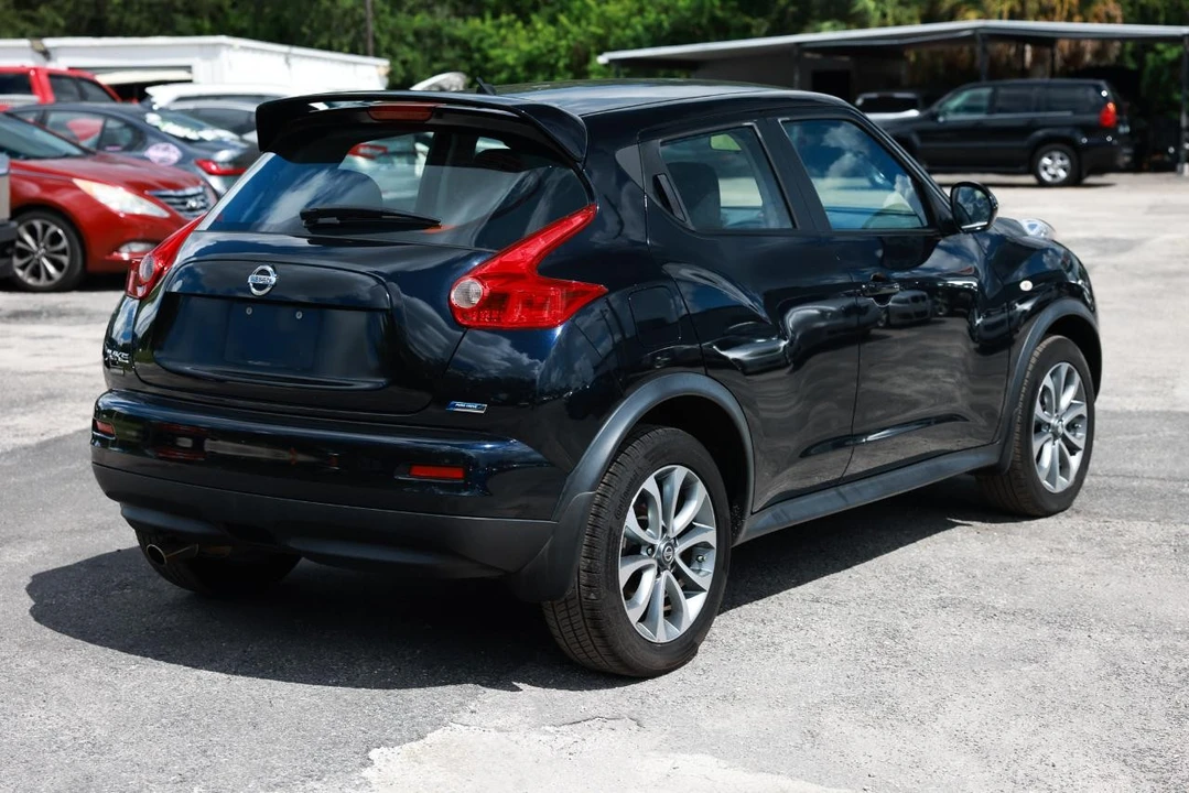2013 Nissan Juke - Image 11 of 31
