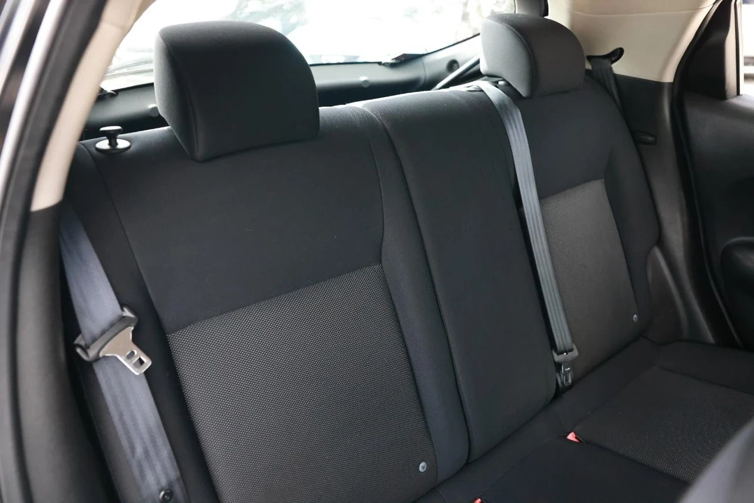 2013 Nissan Juke - Image 14 of 31