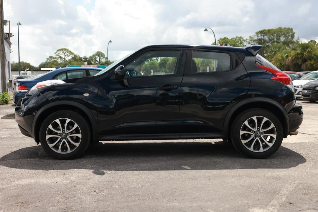 2013 Nissan Juke - Image 3 of 31