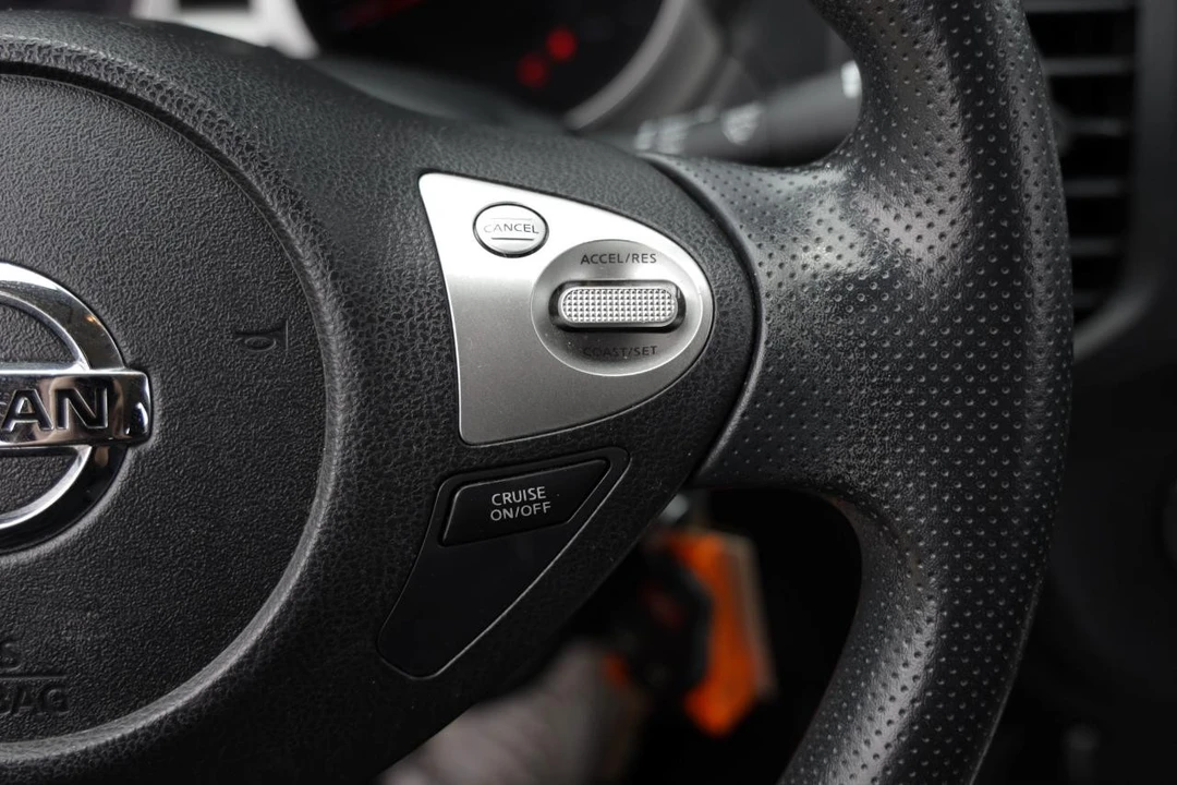 2013 Nissan Juke - Image 25 of 31