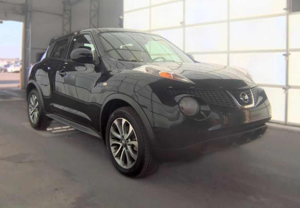 2013 Nissan Juke - Image 3 of 13