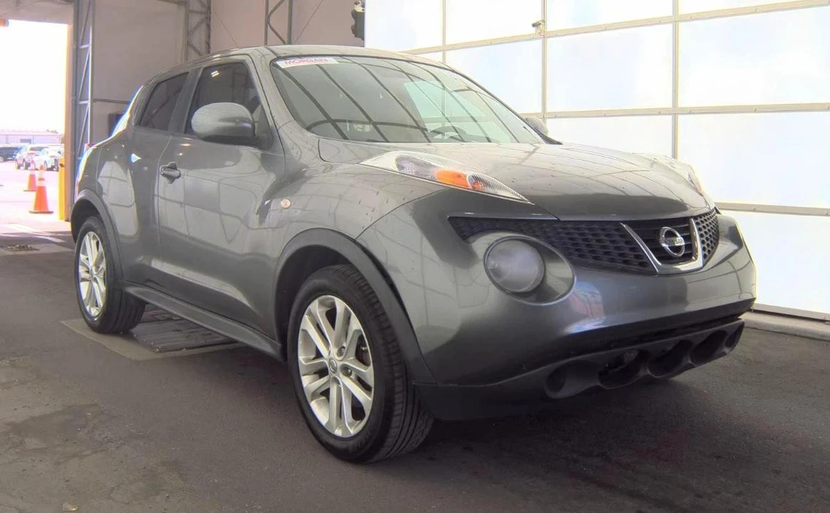 2013 Nissan Juke - Image 3 of 12
