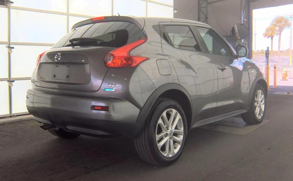 2013 Nissan Juke - Image 4 of 12