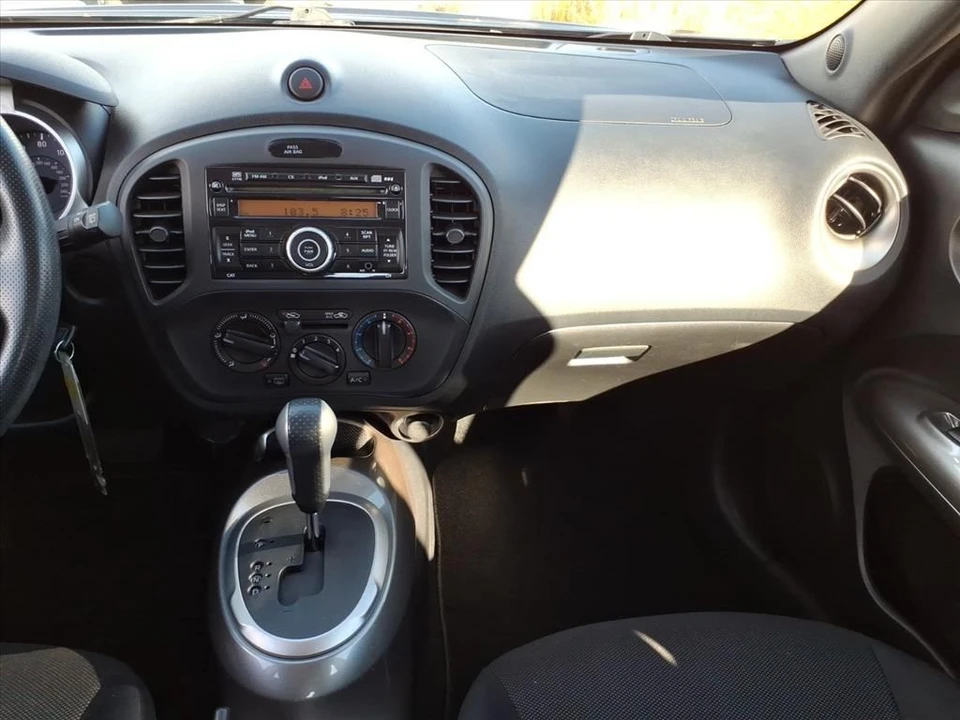 2013 Nissan Juke - Image 6 of 12