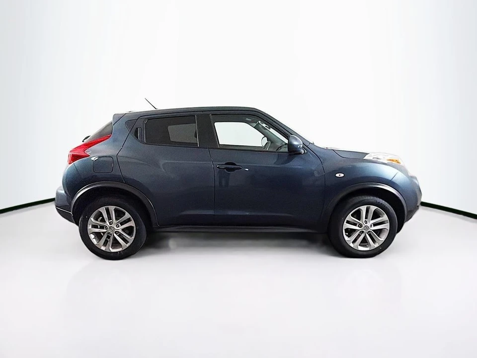 2013 Nissan Juke - Image 8 of 21