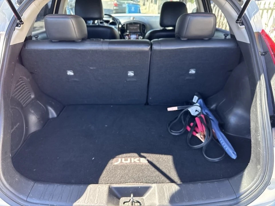 2013 Nissan Juke - Image 16 of 19