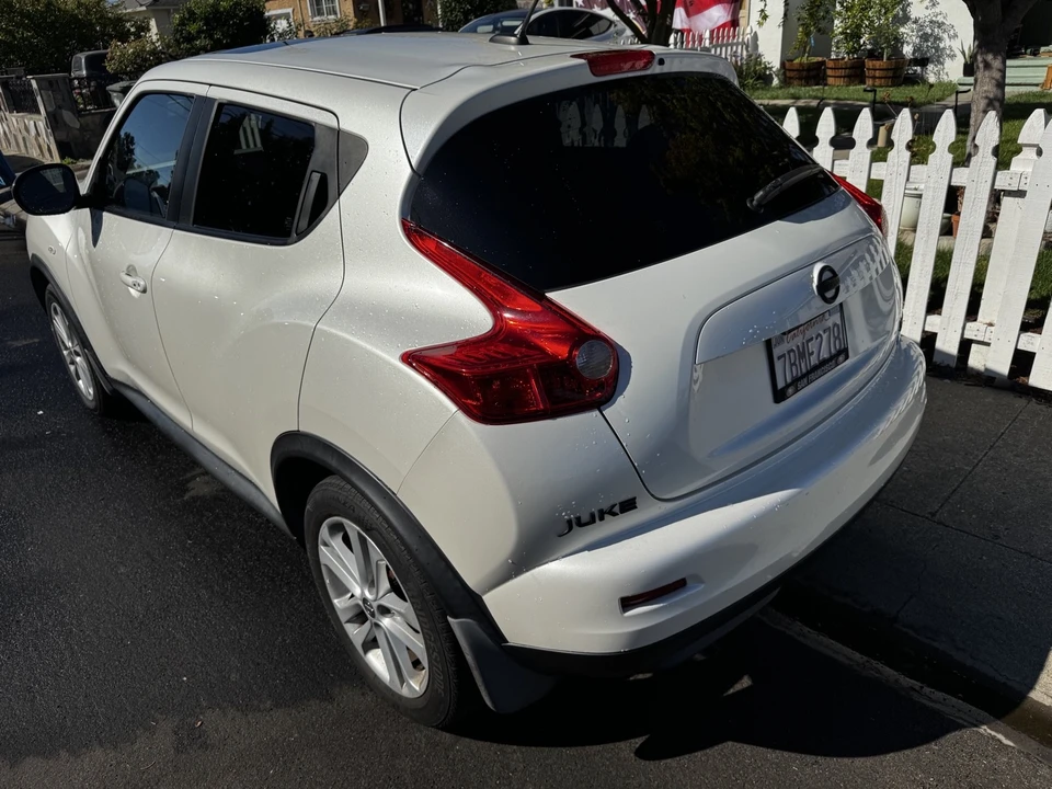 2013 Nissan Juke - Image 7 of 19