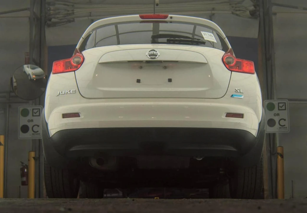 2013 Nissan Juke - Image 7 of 18