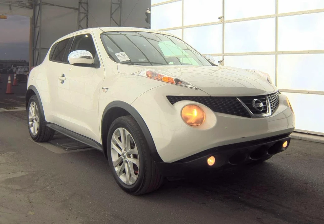 2013 Nissan Juke - Image 4 of 18