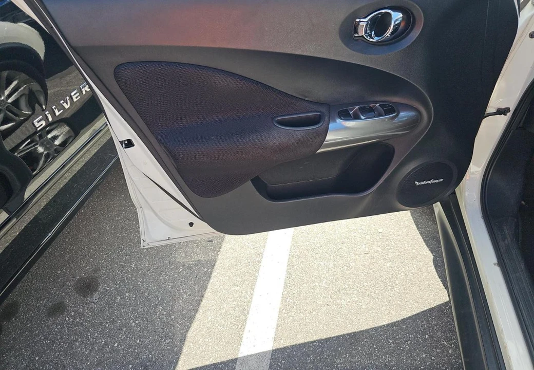 2013 Nissan Juke - Image 12 of 18