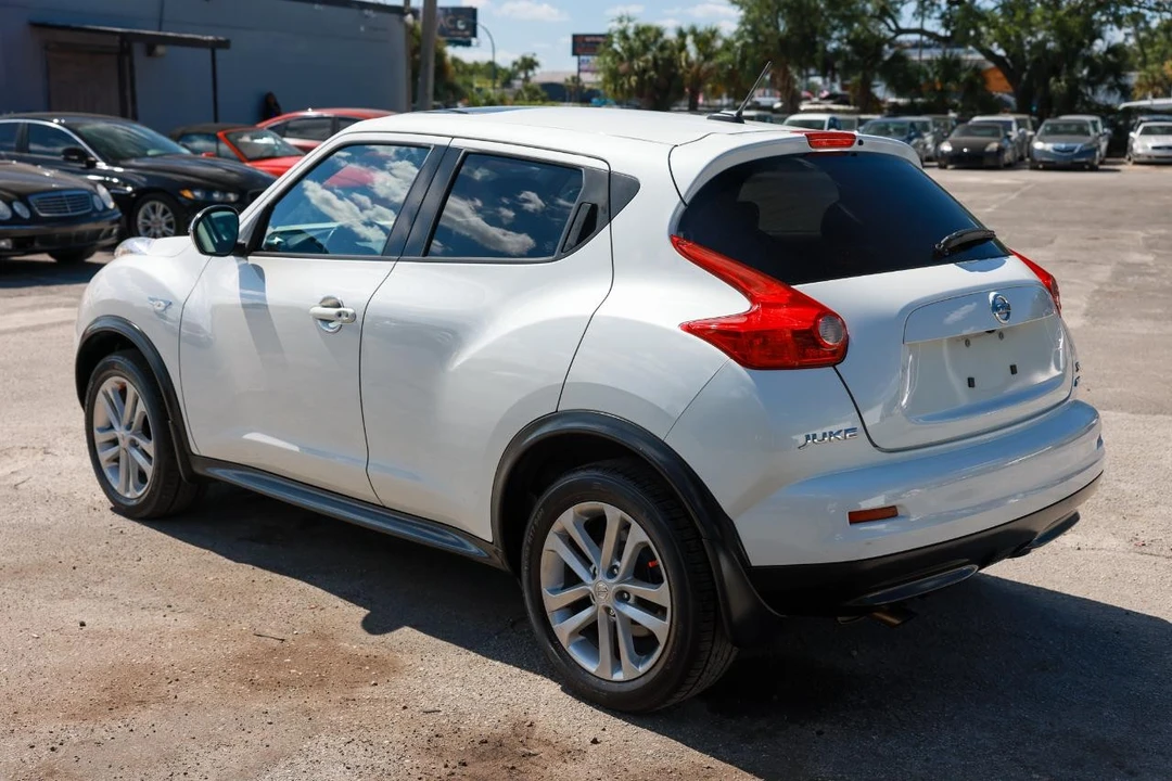 2013 Nissan Juke - Image 5 of 31