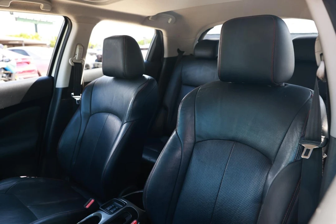 2013 Nissan Juke - Image 6 of 31