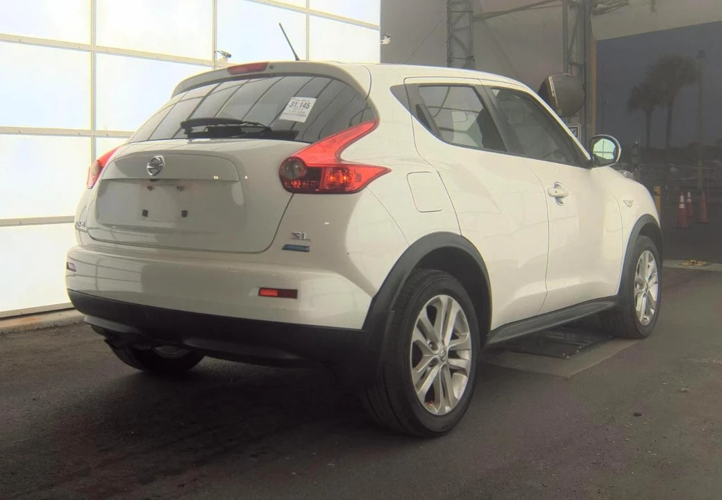 2013 Nissan Juke - Image 5 of 18
