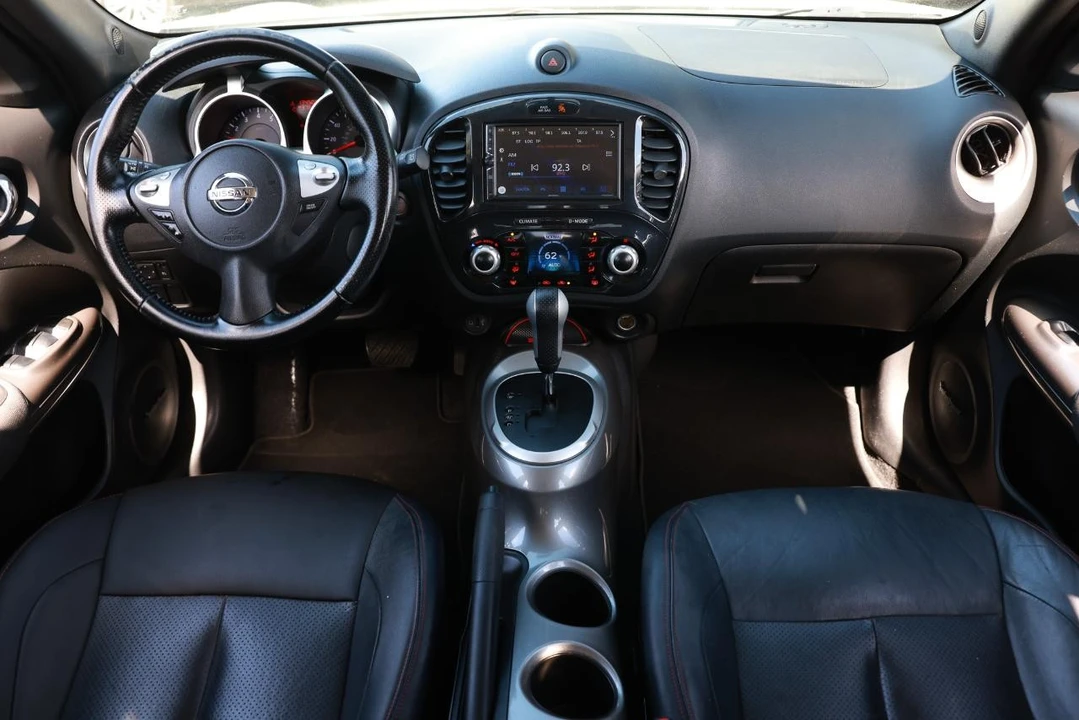 2013 Nissan Juke - Image 2 of 31