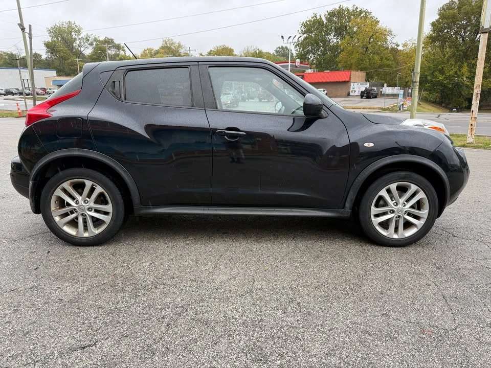 2013 Nissan Juke - Image 6 of 14