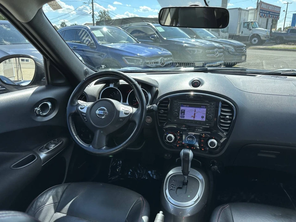 2013 Nissan Juke - Image 16 of 21