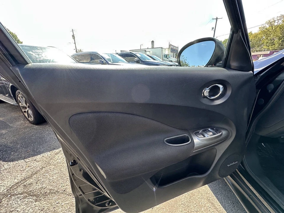 2013 Nissan Juke - Image 8 of 21
