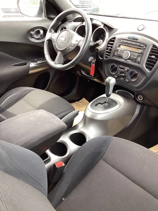 2013 Nissan Juke - Image 15 of 21
