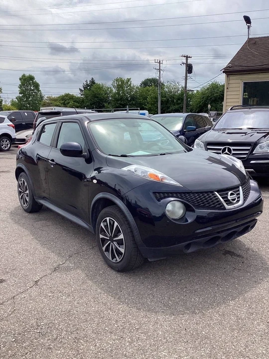 2013 Nissan Juke - Image 11 of 21