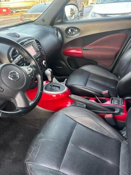 2013 Nissan Juke - Image 10 of 12