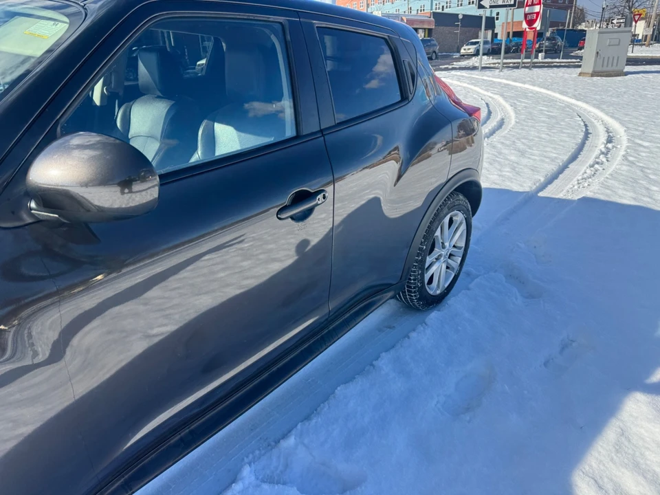 2013 Nissan Juke - Image 8 of 19