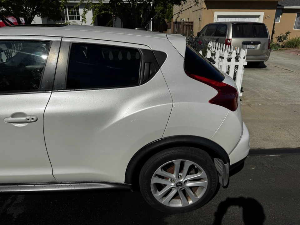 2013 Nissan Juke - Image 6 of 14