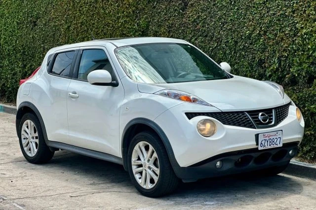2013 Nissan Juke - Image 11 of 21