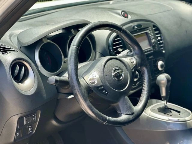 2013 Nissan Juke - Image 15 of 21