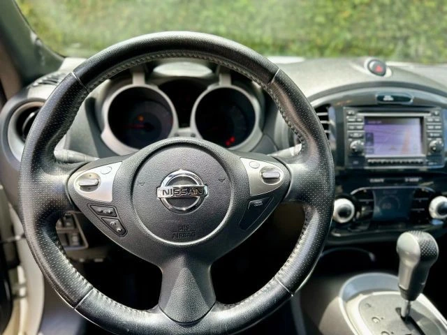 2013 Nissan Juke - Image 16 of 21