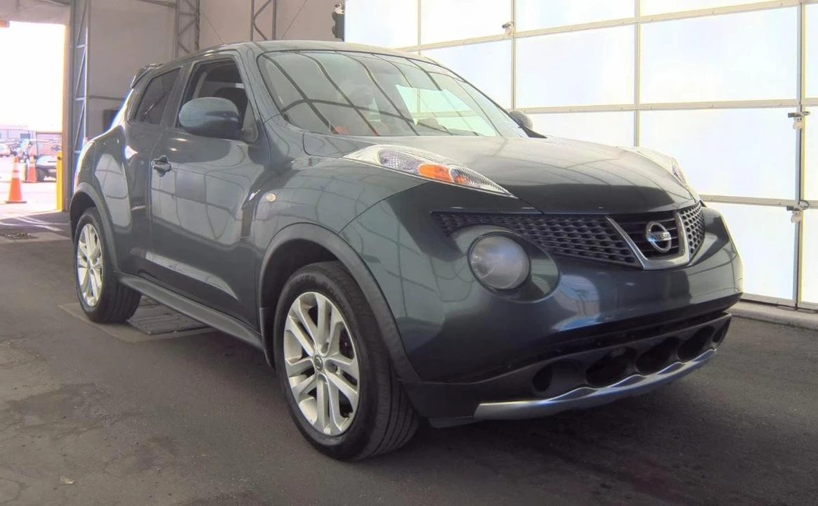 2013 Nissan Juke - Image 3 of 12