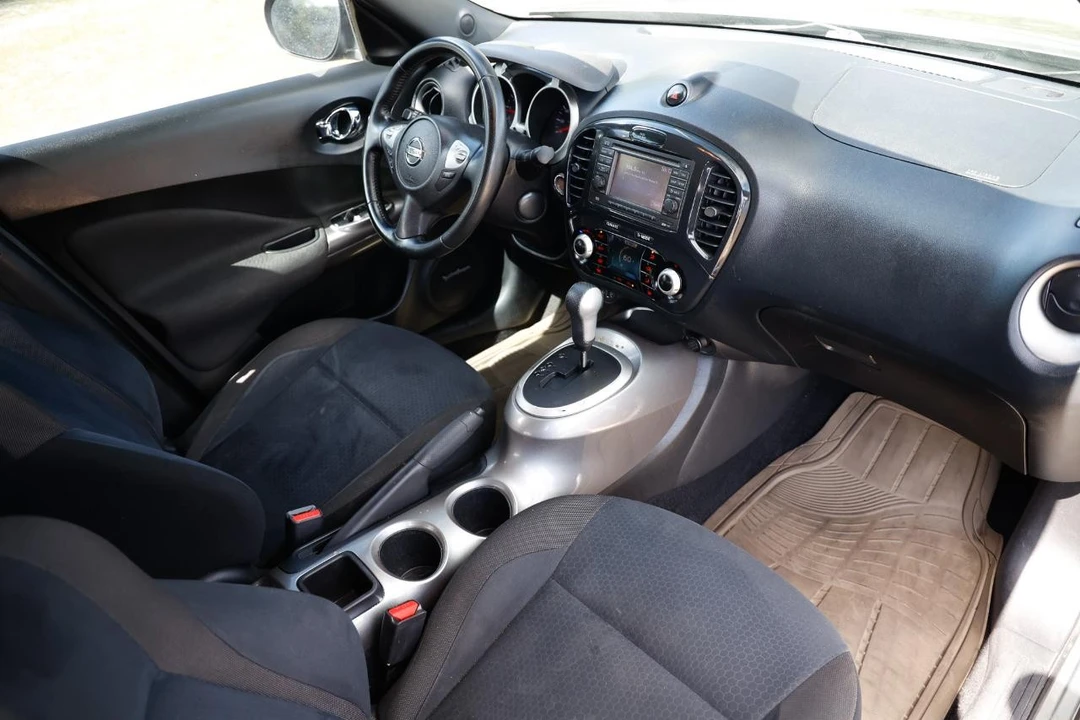 2013 Nissan Juke - Image 18 of 31