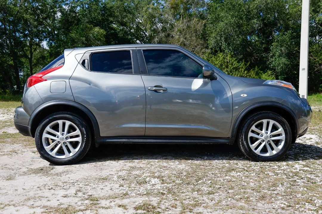2013 Nissan Juke - Image 13 of 31