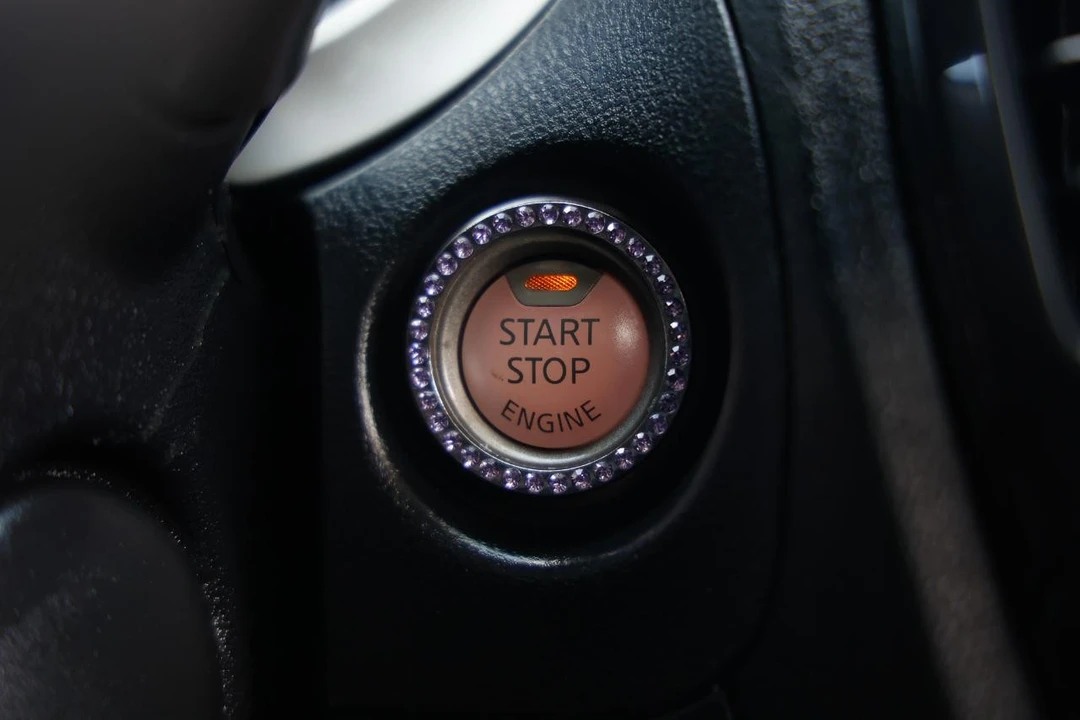 2013 Nissan Juke - Image 29 of 31
