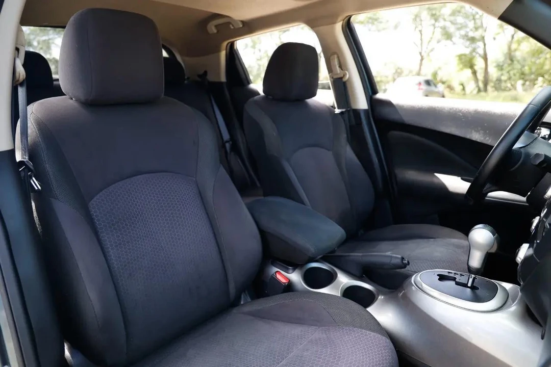 2013 Nissan Juke - Image 16 of 31