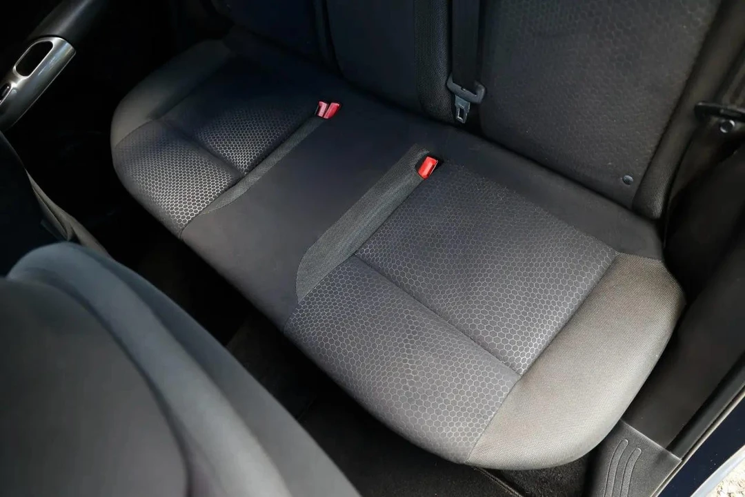 2013 Nissan Juke - Image 10 of 31