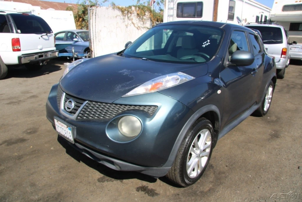 2013 Nissan Juke - Image 2 of 21