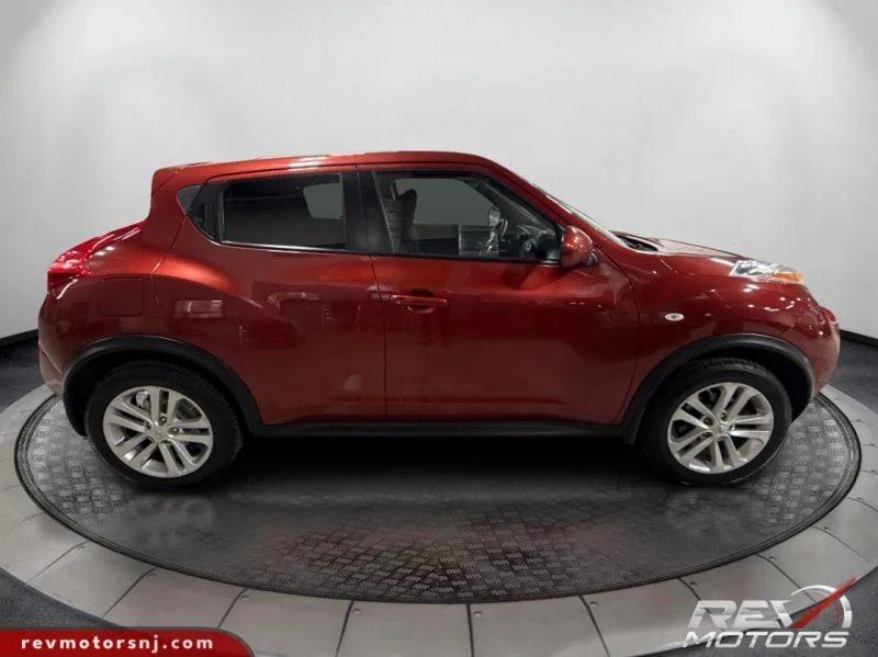 2013 Nissan Juke - Image 6 of 12