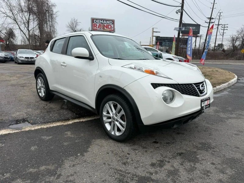 2013 Nissan Juke - Image 3 of 12