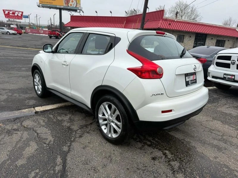 2013 Nissan Juke - Image 6 of 12